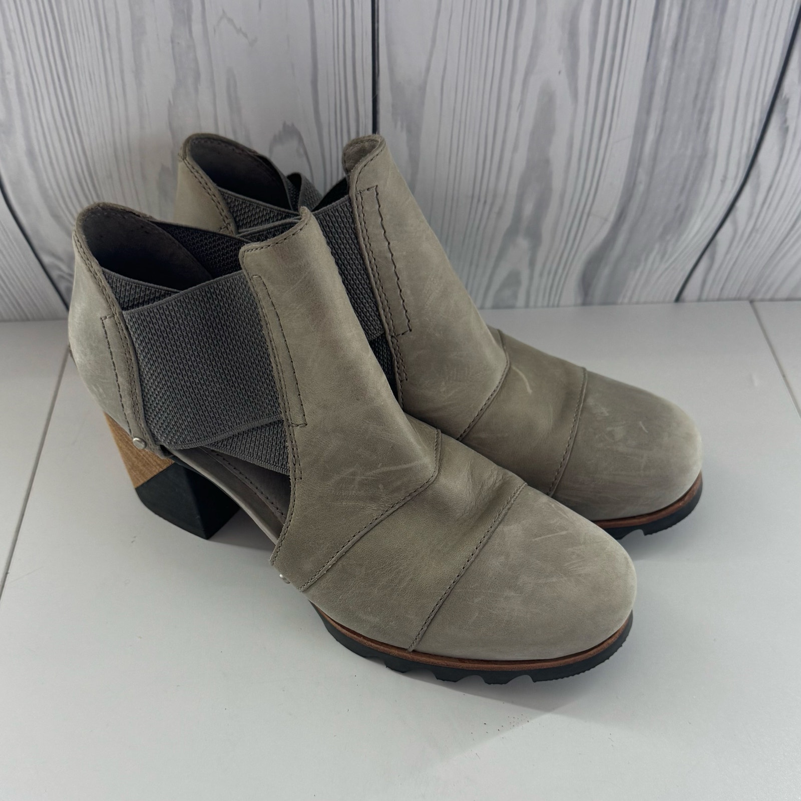 Sorel Addington Womens Size 8.5 Gray Leather 2.75" Heel Sandals Shoes Nl2423